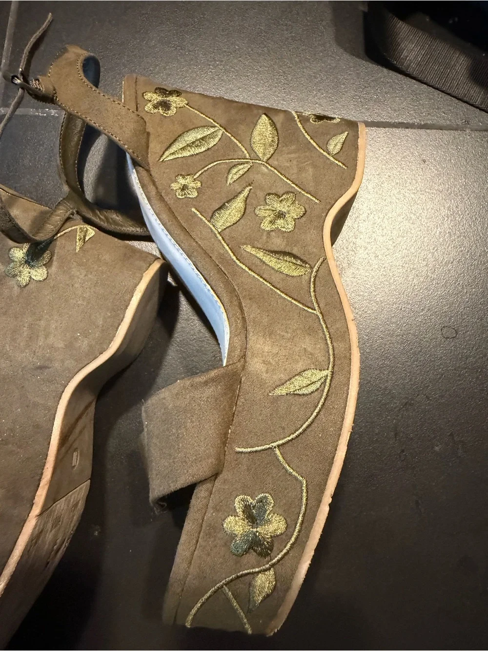 MIA size 11